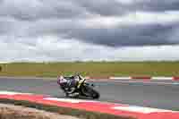 cadwell-no-limits-trackday;cadwell-park;cadwell-park-photographs;cadwell-trackday-photographs;enduro-digital-images;event-digital-images;eventdigitalimages;navarra;no-limits-trackdays;peter-wileman-photography;racing-digital-images;trackday-digital-images;trackday-photos